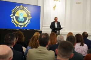Acto institucional del Día de la Policía Local en la Casa de Cultura de Xàtiva.